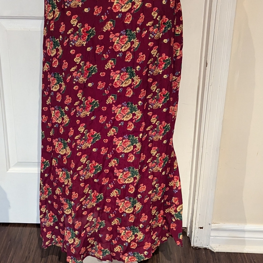 GORGEOUS Pioko Skirt Size M